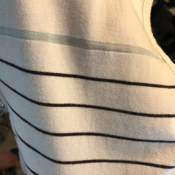 Izod  Stripe Golf Shirt - S - Picture 4 of 8